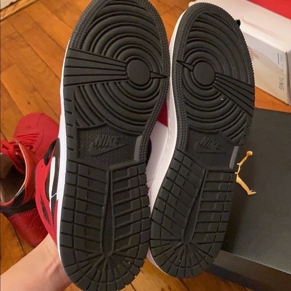 Nike Jordan - Picture 2 of 5